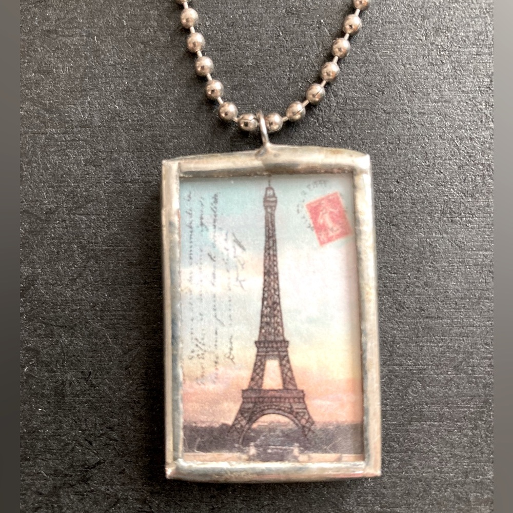Paris necklace. 2-sided!